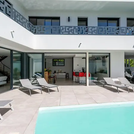 Contemporaine Avec Piscine - Face Au Golf - Plages A Pied * Anglet